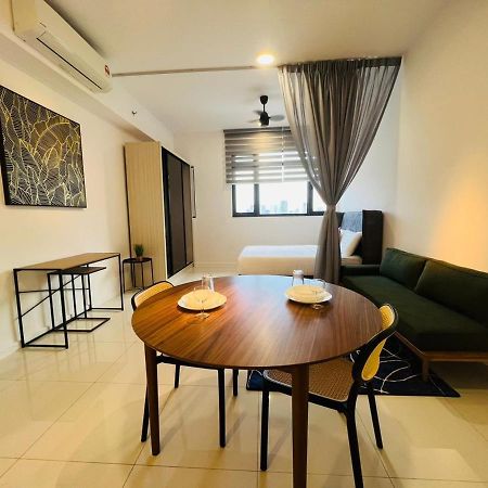 Chambers Serviced Suites Klcc By Cozy Stay Kuala Lumpur Ngoại thất bức ảnh