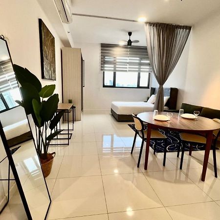 Chambers Serviced Suites Klcc By Cozy Stay Kuala Lumpur Ngoại thất bức ảnh